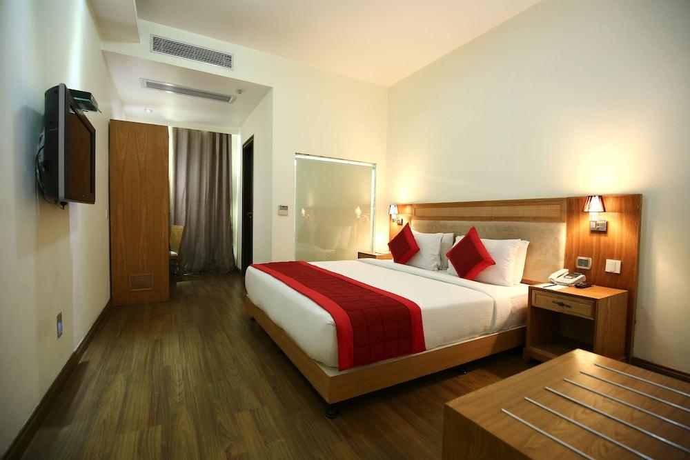Отель Evoke Lifestyle, Delhi Нью-Дели Экстерьер фото