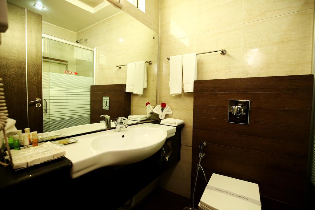 Отель Evoke Lifestyle, Delhi Нью-Дели Экстерьер фото