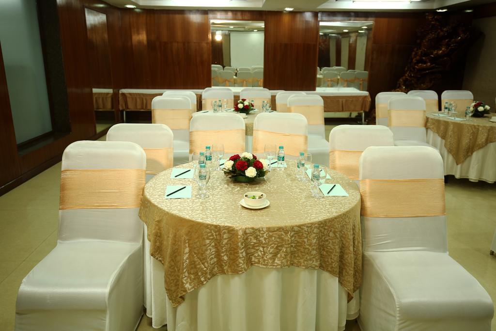 Отель Evoke Lifestyle, Delhi Нью-Дели Экстерьер фото