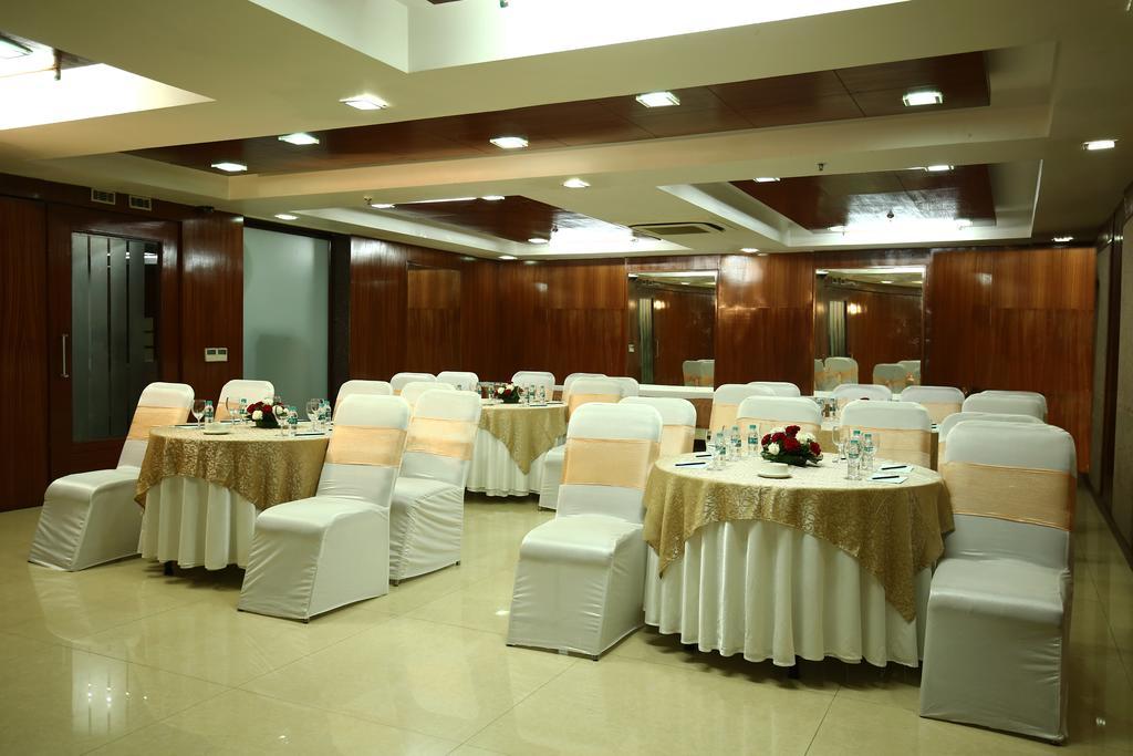 Отель Evoke Lifestyle, Delhi Нью-Дели Экстерьер фото